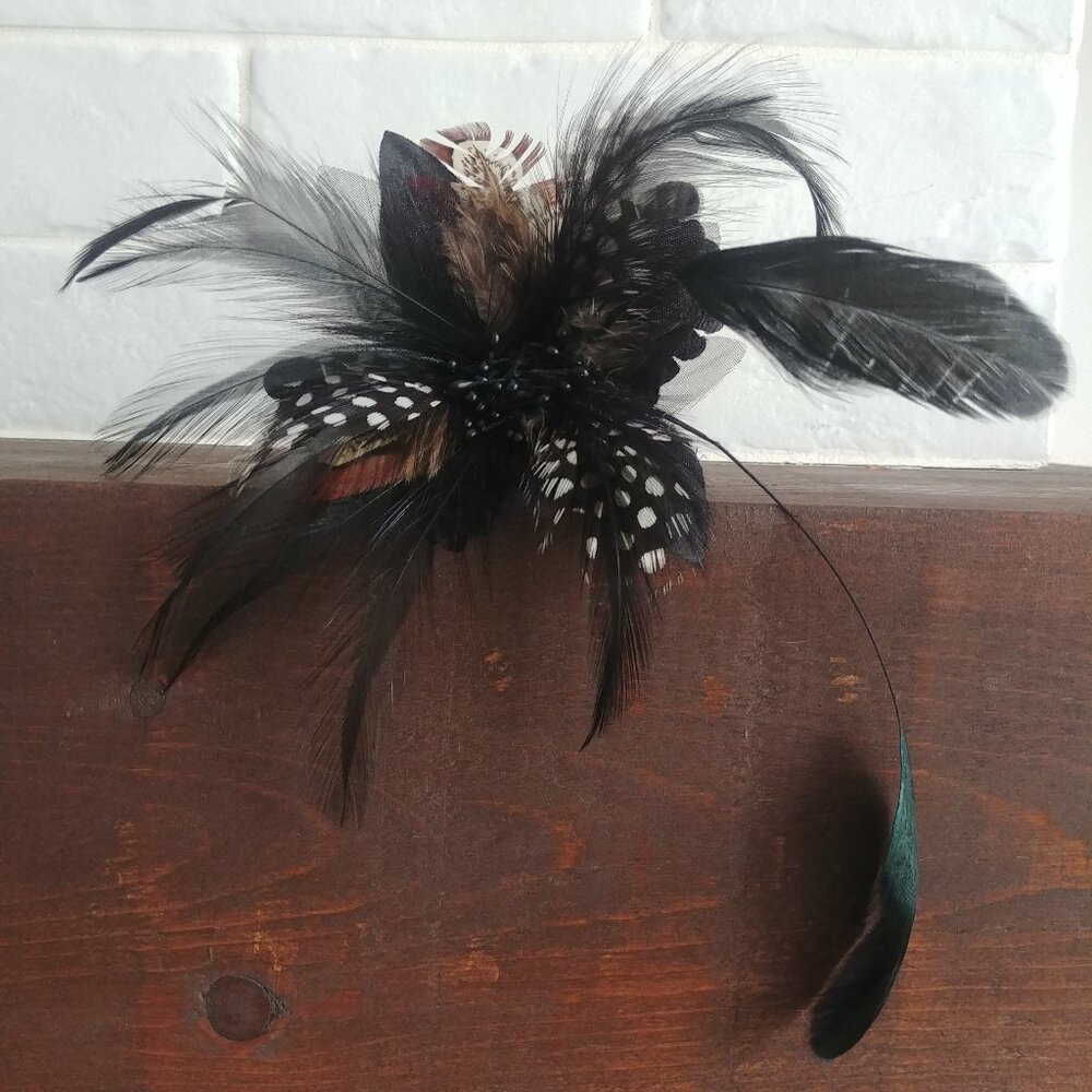 Large feather flower pin hair clip brooch black and brown